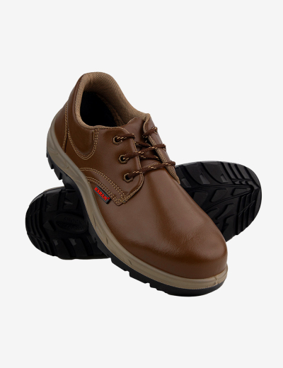 Brown leather safety shoes